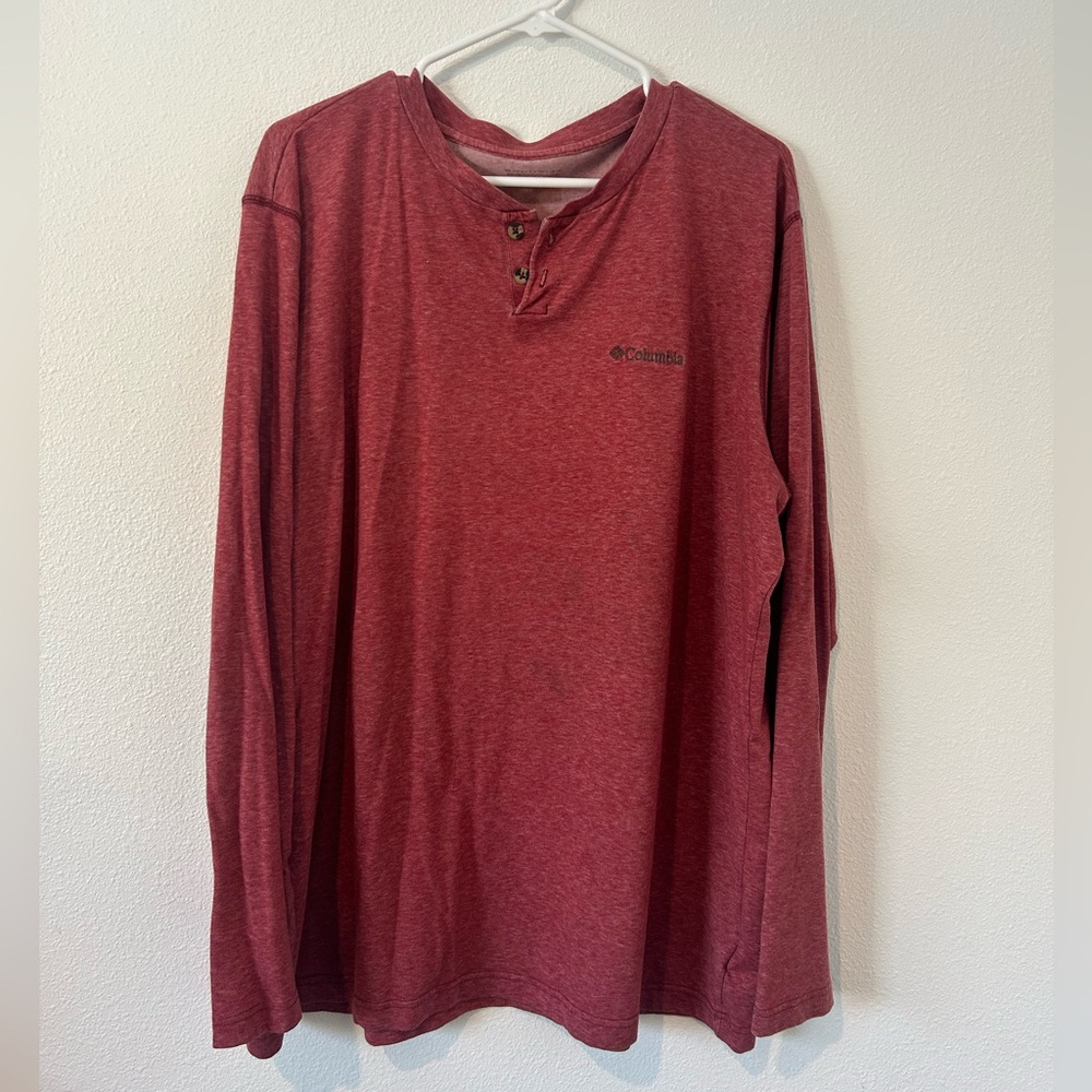 Columbia - Men's Long Sleeve Henley Shirt